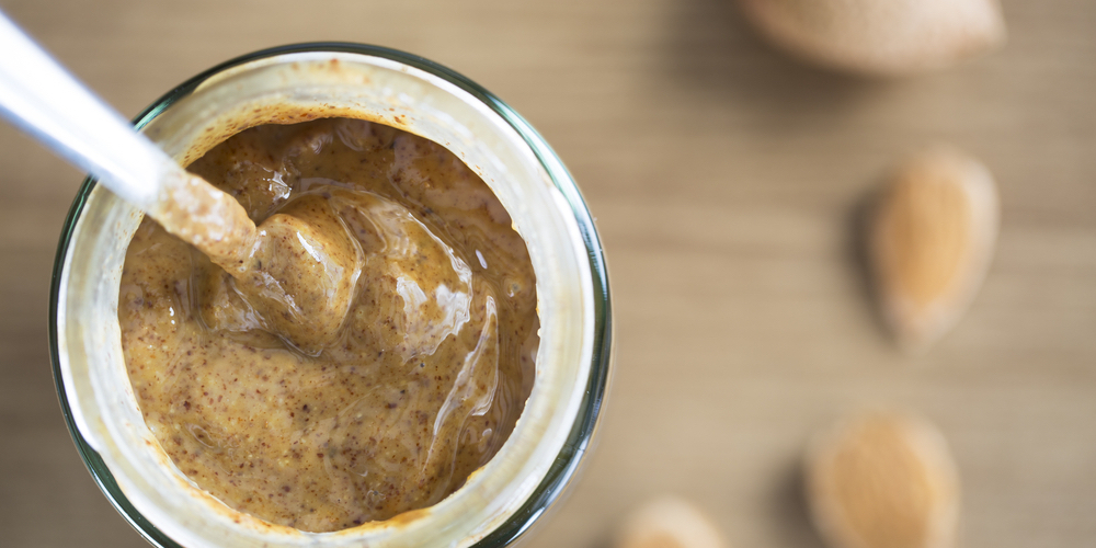 vuly-trampolines-quick-healthy-breakfast-ideas-almond
