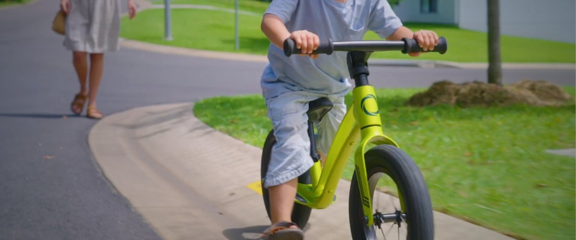 How to Ride a Blance Bike | Vuly Play