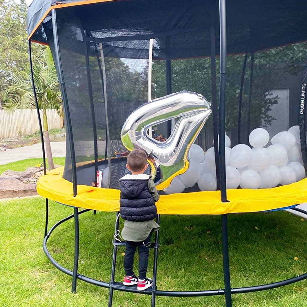 trampoline birthday party 